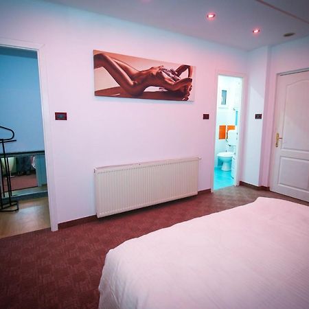 بوخارست Karma Luxury Room المظهر الخارجي الصورة