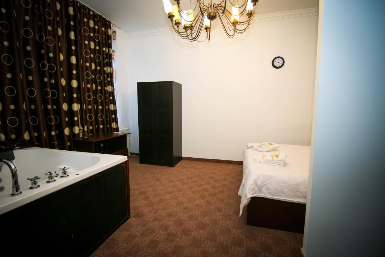 بوخارست Karma Luxury Room المظهر الخارجي الصورة