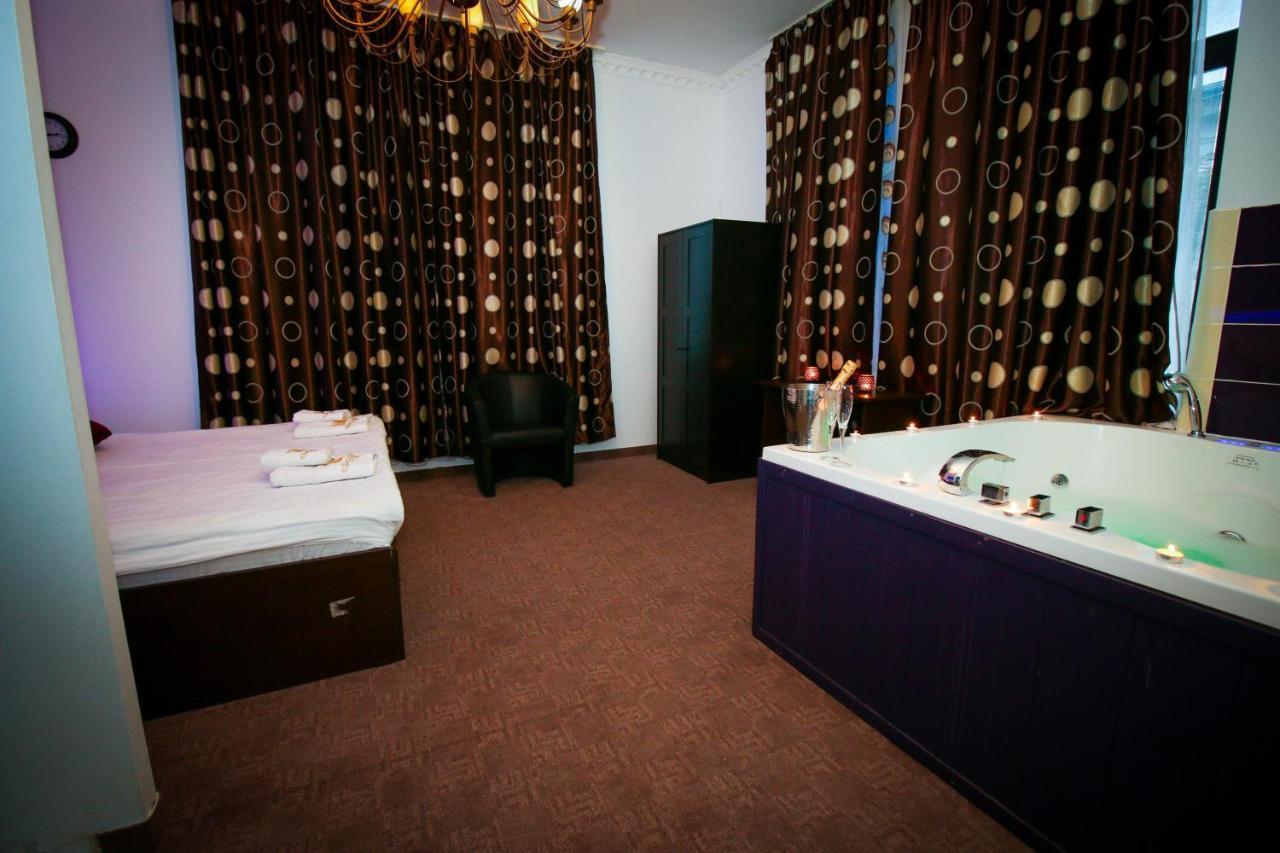 بوخارست Karma Luxury Room المظهر الخارجي الصورة