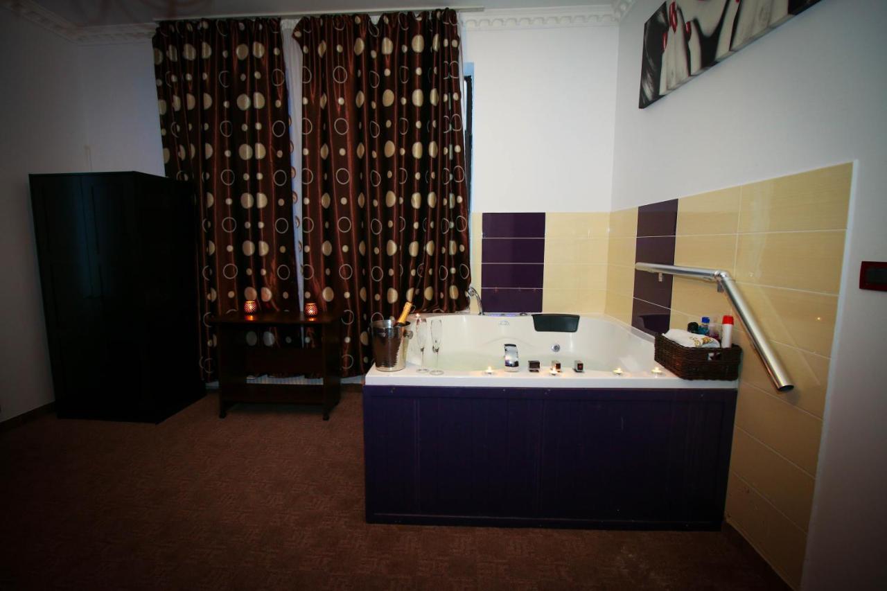 بوخارست Karma Luxury Room المظهر الخارجي الصورة